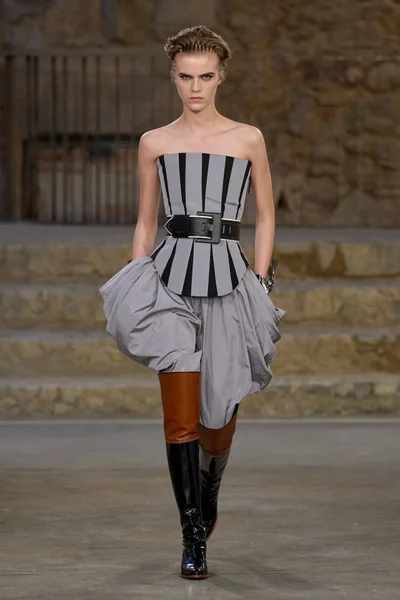 Look 55